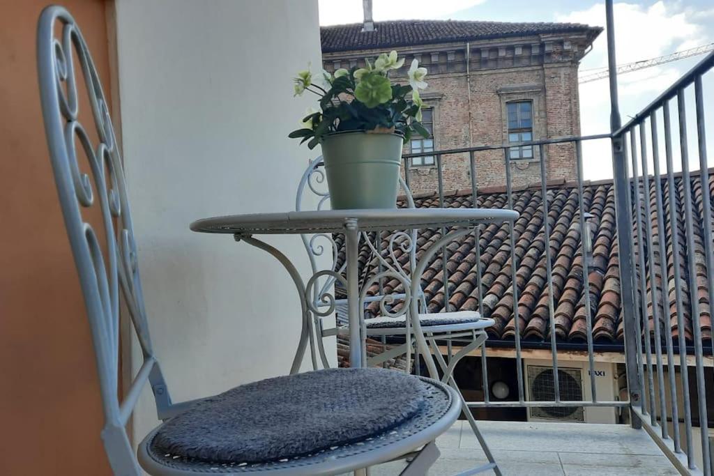 Cuore Di Alba Charming Apartment Extérieur photo